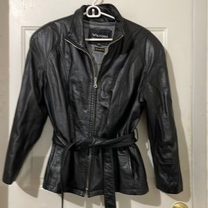 COPY - Vintage Wilson’s leather trench with zip out lining. L